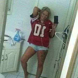 Meet your Posher, Latisha